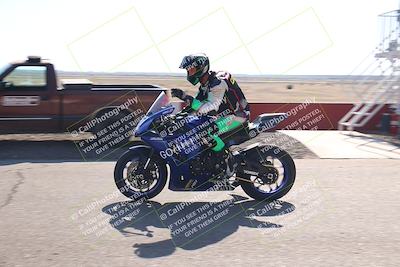 media/Nov-03-2025-Lets Ride (Mon) [[4d74c1c4d3]]/B Group/Grid/